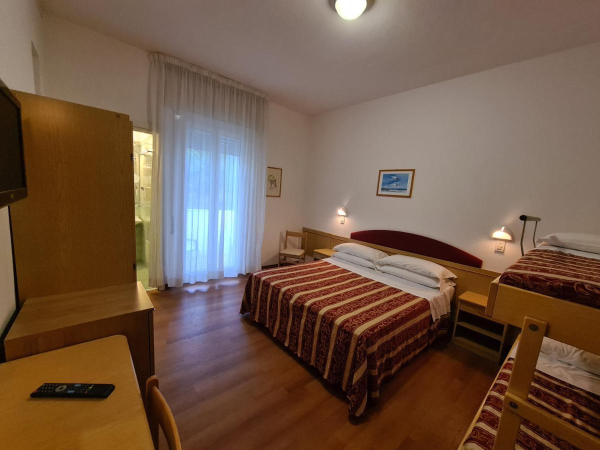 Hotel Angelus Rimini Exterior photo