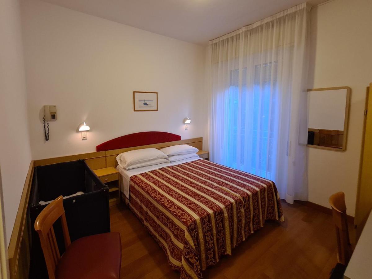 Hotel Angelus Rimini Exterior photo