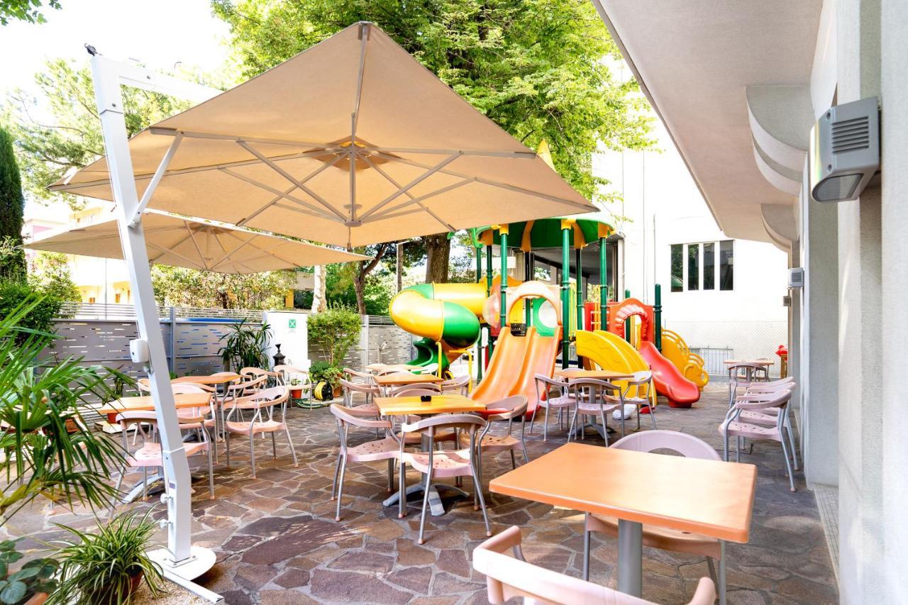 Hotel Angelus Rimini Exterior photo