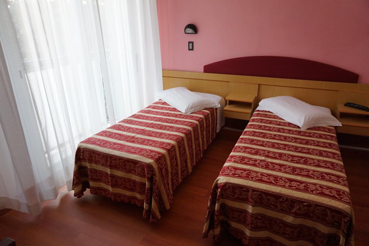 Hotel Angelus Rimini Exterior photo