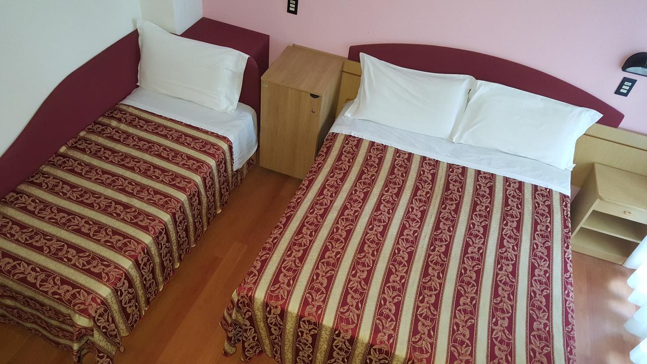 Hotel Angelus Rimini Exterior photo