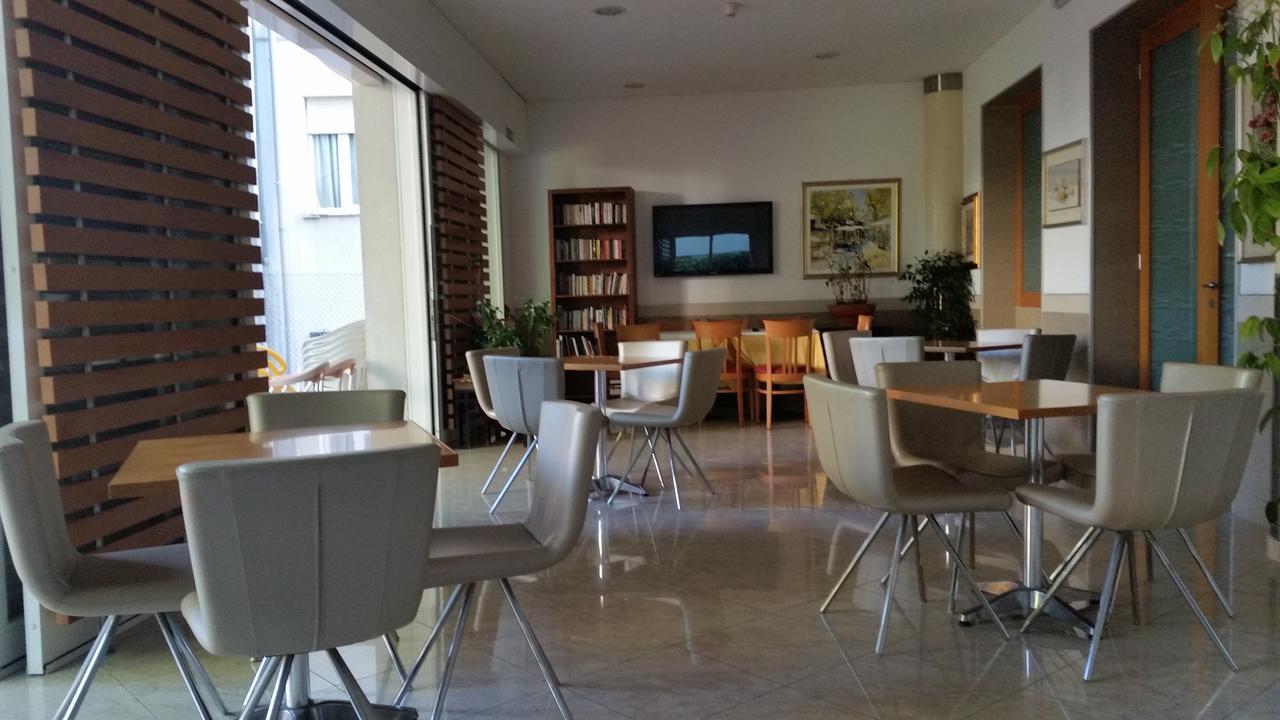 Hotel Angelus Rimini Exterior photo